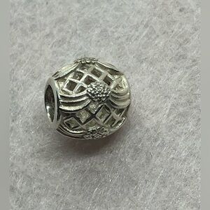 Chamilia 925 Sterling Silver Floral Lattice Filigree Barrel Charm Bead